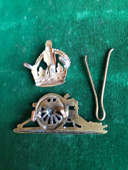AUSTRALIA ARTILLERY (BATTERY SERGEANT MAJOR) QUALIFICATION BADGE- 1900-1912- LUGS COMPLETE