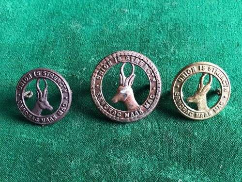 UNION DEFENCE FORCE,GENERAL SERVICE CAP AND COLLARS-WORN 1940-45-LUGS COMPLETE