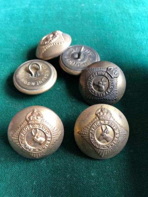 SA TUNIC BUTTONS GILT (PERMANENT FORCE) WORN FROM 1923-1945- 6 IN TOTAL- DIAMETER 25 MM