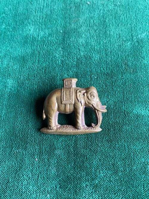 THE DUKE OF WELLINGTON`S REGT. COLLAR BADGE- WORN 1898-1958- 2 LUGS