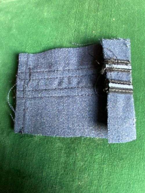 RHODESIA AIR FORCE FLIGHT LIEUTENANT SEWN-ON RANK- 1970`S-80