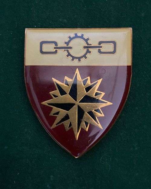 MAINTENANCE UNIT/SPECIAL FORCES SUPPORT UNIT FLASH-QUARANTEED ORIGINAL-3 PINS