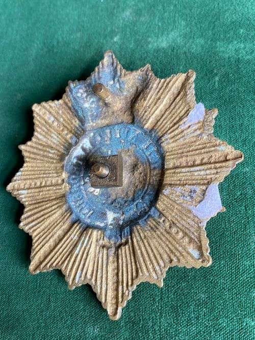 BRITISH VICTORIAN-THE FIFTH DRAGOON GUARDS MARTINGALE BADGE 1896-1901-GUARANTEED ORIGINAL-LARGE-MEAS