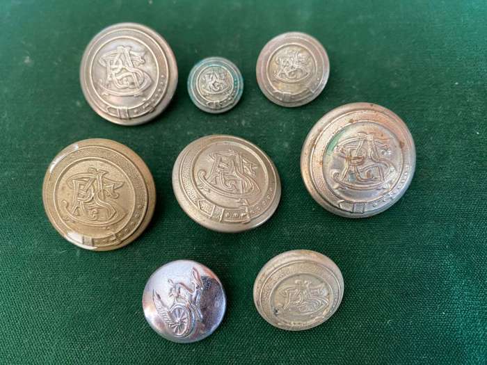 VINTAGE RAILWAY TUNIC BUTTON-8 IN TOTAL-SOLD TOGETHER