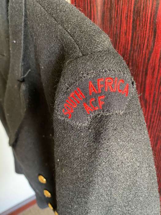 EARLY NAVY WINTER UNIFORM JACKET-SIZE SMALL-MEASURES 45 CM ARMPIT TO ARMPIT-GOOD CONIDTION