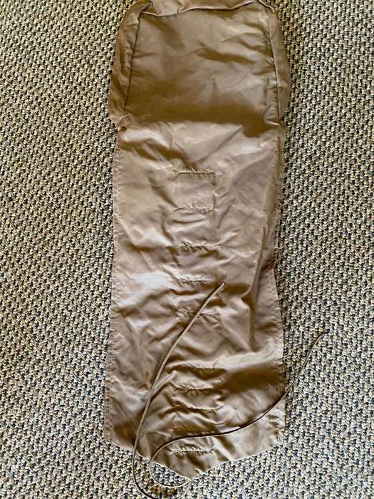 SADF MILITARY SHAVING/BATHROOM HOLDER -GOOD CONDITION