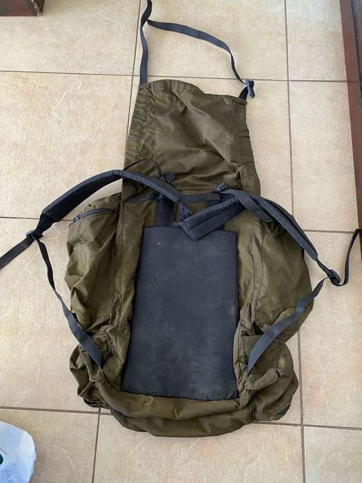 RECCE OLIVE GREEN/NIEMOLLER,3 DAY BACK PACK INTERNAL FRAME-VERY SCARCE-COMBAT USED AND NOT IN PERFEC
