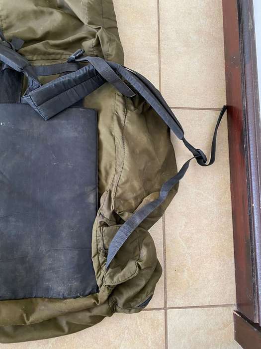 RECCE OLIVE GREEN/NIEMOLLER,3 DAY BACK PACK INTERNAL FRAME-VERY SCARCE-COMBAT USED AND NOT IN PERFEC