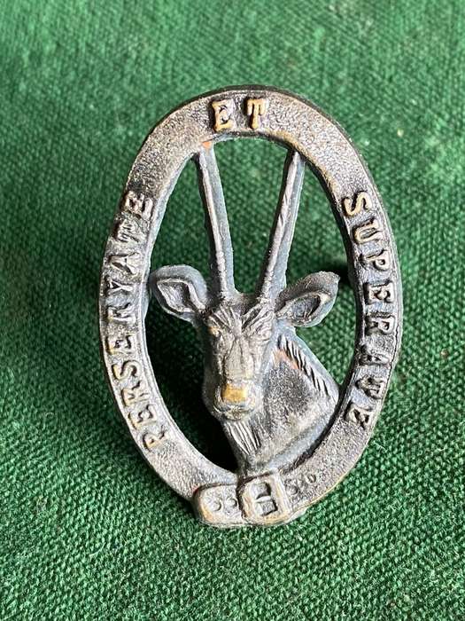 8 SA INFANTRY CAP BADGE-APPROVED 1988- 2X SCREW LUGS