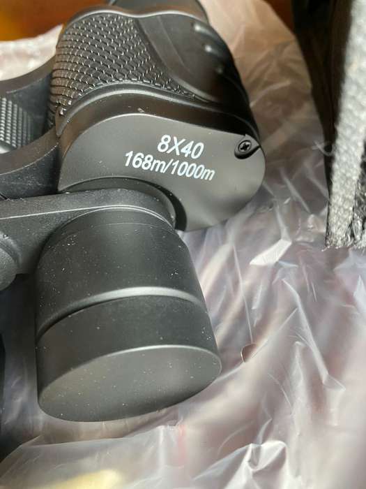 8X40-168M/1000M BINOCULARS MADE IN CHINA-NEW -BOXED-IDEAL FOR BIRD WATCHING