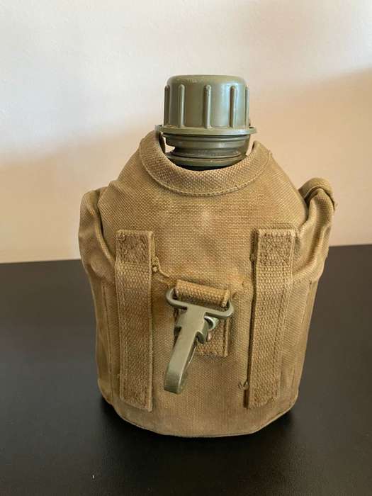 SADF BORDER WAR PERIOD WATER BOTTLE - COMPLETE CONDITION