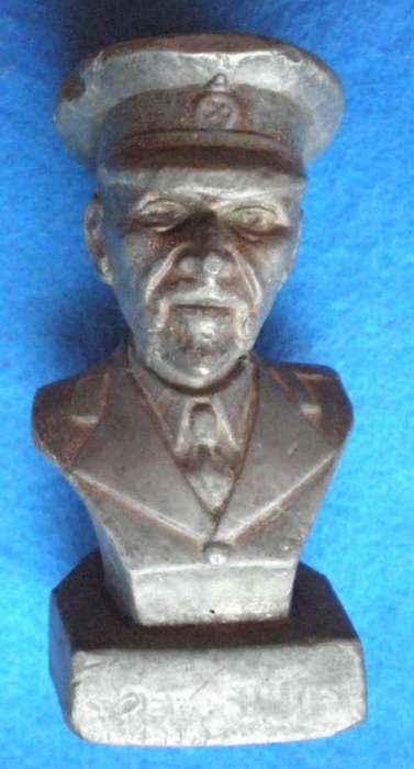 SMALL METAL BUST OF SMUTS-HEIGHT 9CM BASE MEASURES 4X3,5CM