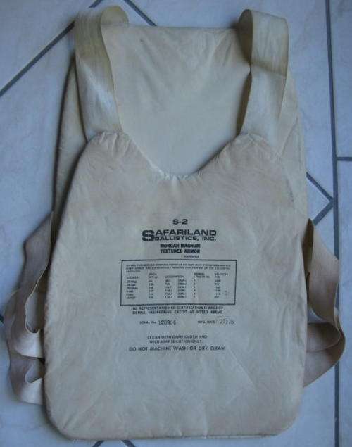 RHODESIAN BUSH WAR BULLET PROOF VEST DATED 1978-RESISTING PENETRATION OF SMALL ARMS CALIBERS AS STAT
