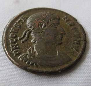 BRONZE ROMAN COIN CONSIANS 337 - 350BC - DIAMETER 28MM - AUTHENTIC