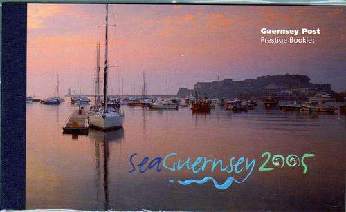 GUERNSEY 2005 "SEA GUERNSEY" PRESTIGE BOOKLET UMM. STAMPS SG 1080-84. FACE VALUE 9,69 POUNDS.