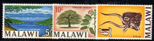 MALAWI 1964 DEFINITIVE HIGH VALUES UNMOUNTED MINT. SG 225a, 226 & 227. CAT 17,50 POUNDS.