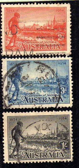 AUSTRALIA 1934 "CENT OF VICTORIA" SET OF 3 PERF 11,5 FU. SG 147a-149a. CAT 28 POUNDS.