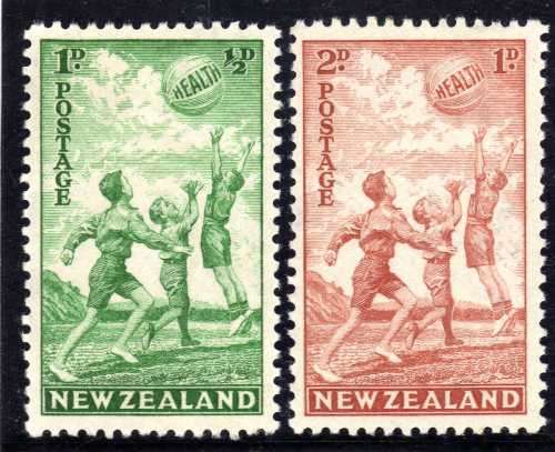 NEW ZEALAND 1940 HEALTH STAMPS SET OF 2 LIGHTLY MOUNTED MINT. SG 626-27. CAT 22 POUNDS.