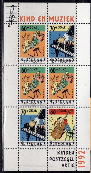 NETHERLANDS 1992 "CHILD WELFARE" MINI SHEET U.M.M. SG MS 1661. CAT 7,75 POUNDS.