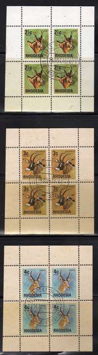 RHODESIA 1973 3 PANES FROM 50c BOOKLET NO 13 VFU PERF ALL AROUND. COMPLETE BOOKLET CAT R350.