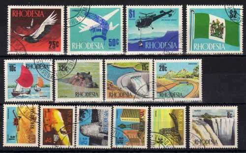 RHODESIA 1970 DEFINITIVE SET OF 14 VERY FINE USED. SG 439-52. CAT 19,80 POUNDS.