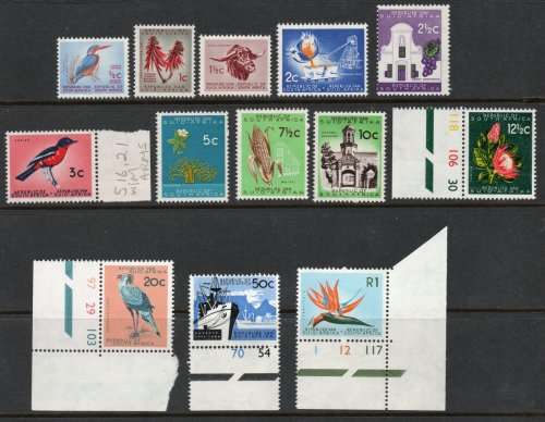 South Africa 1961 Defin wmark Coat of Arms set of 13 lmm. SACC 197-209. Cat R536. (2019-20)