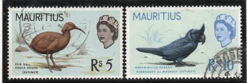 Mauritius 1965 Birds R5 & R10 very fine used. SG 330-331. Cat £55 (2022)