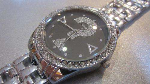 GUESS UNISEX WATCH - BLACK ROUND DIAMOND FACE!!!
