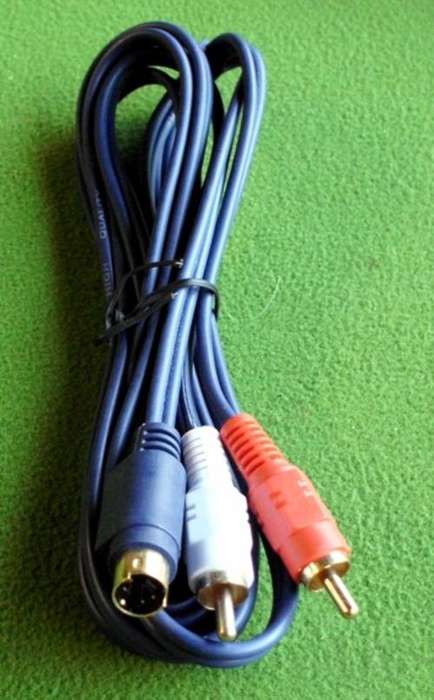 Cables S-Video to rca red/white.