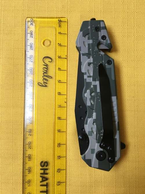 KNIFE