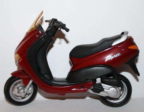 Scooter-Elysie-'Like Maisto'