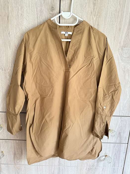 UNIQ KHAKI TOP T-SHIRTS COMFORT SIZE S