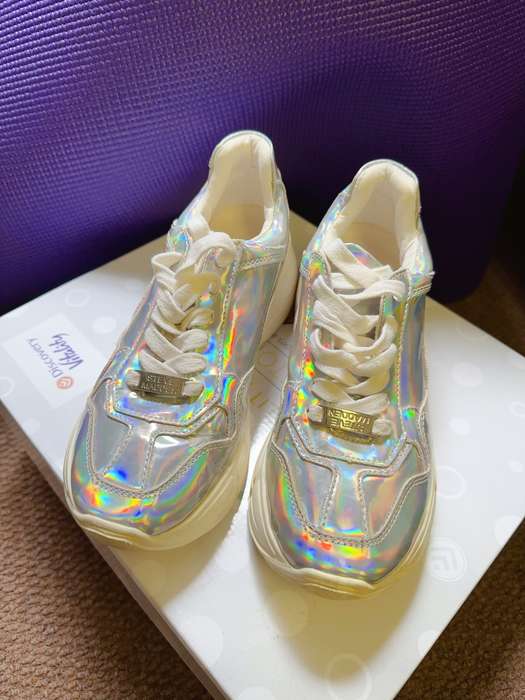 STEVEN MADDEN PEARL GREY CHUNKY SNEAKERS for Women Size 4
