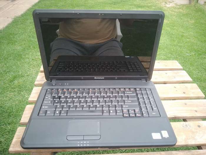 Lenovo G550 Laptop