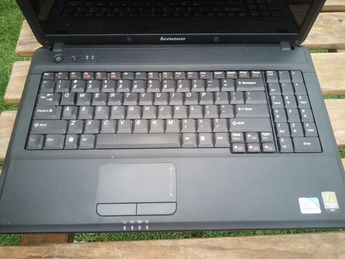 Lenovo G550 Laptop