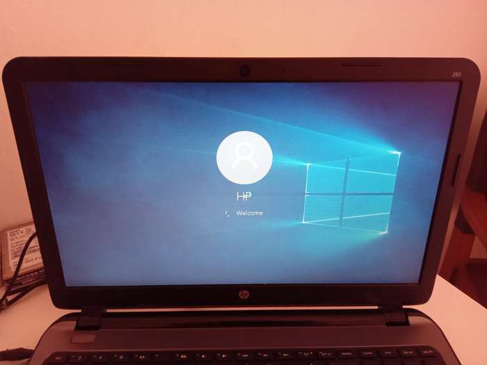 HP G250 G3, Core i3, 8GIG RAM,500GIG HDD Laptop