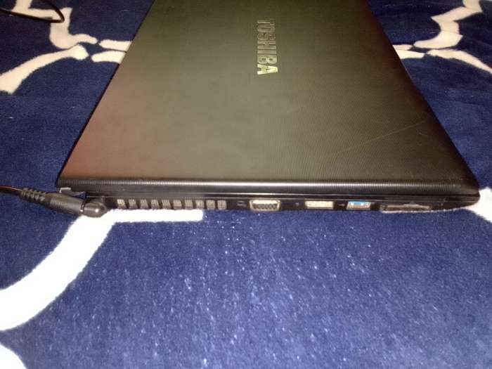 Toshiba Tecra R850 Core i7 Laptop(Read)