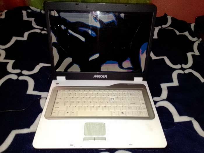 Mercer Voyager Laptop (Read)