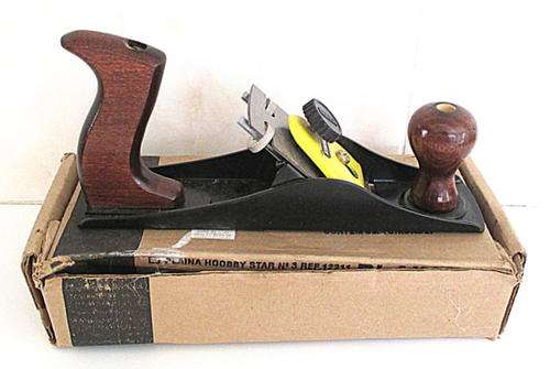 A VINTAGE STANLEY PLANE IN ORIGINAL BOX