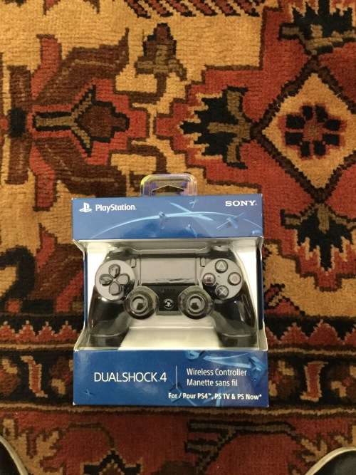 BRAND NEW DUALSHOCK PS4 WIRELESS CONTROLLER- FREE SHIPPING
