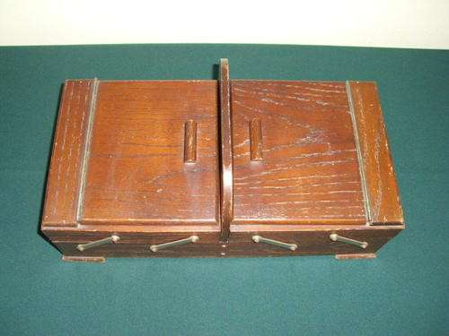 LOVELY OLD DARK WOOD NEEDLEWORK BOX DOUBLE LEVEL WITH 3 COMPARTMENTS-VINTAGE