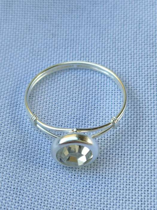 Austrian crystal sterling silver ring - size: US 7 - 925 stamped