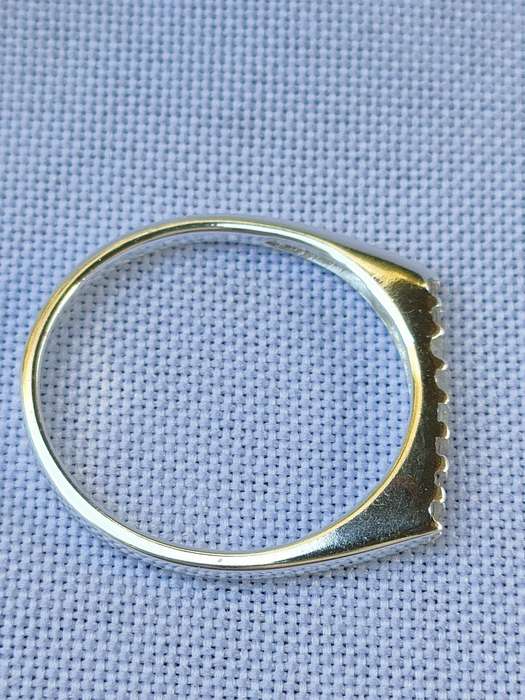 Austrian crystal sterling silver ring - size: US 7 - 925 stamped