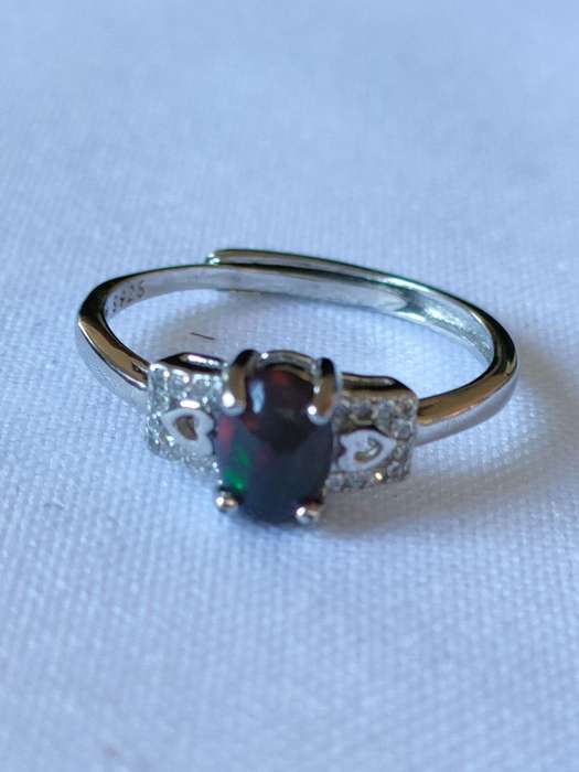 Ethiopian Opal and Topaz sterling silver ring - size adjustable - 0.80 ct plus - 925 stamped