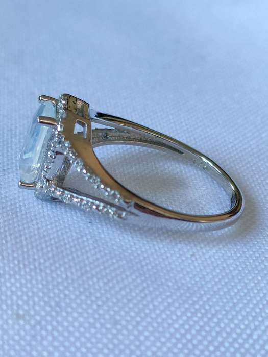 Opal and diamond sterling silver ring - size:US7 - 2.00 ct plus lab created stone - 925 stamped