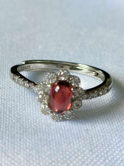 Garnet and Topaz sterling silver ring -size US 7 - 1.00ct plus - 925 stamped