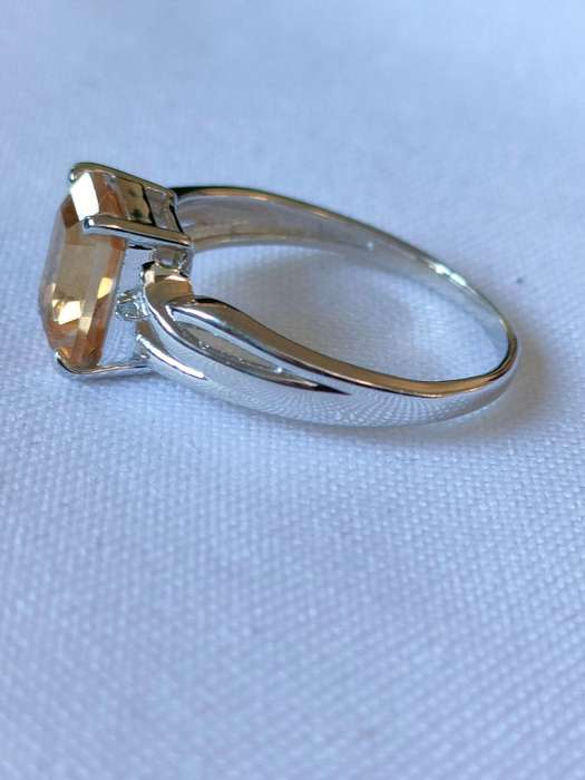 Citrine and diamond sterling silver ring: naturally mined - size US 7 - 1.50 ct - 925 stamp