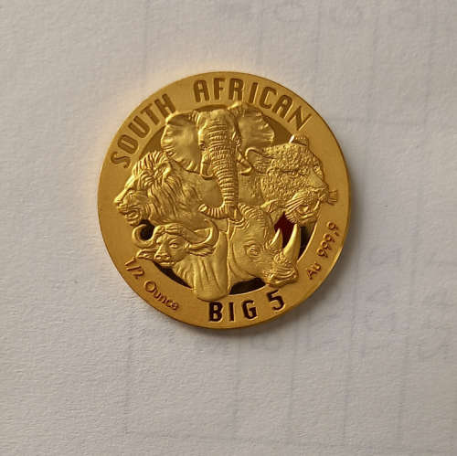 BIG FIVE Gold Medallion Set