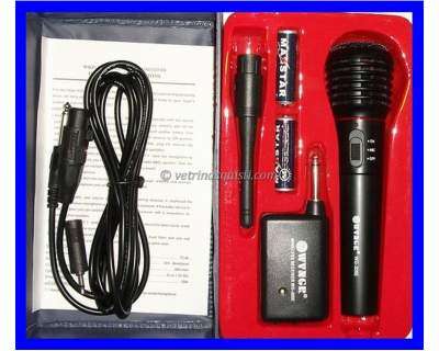 Wireless Professional Microphone - Ideal for karaoke, seminars and celibrations.