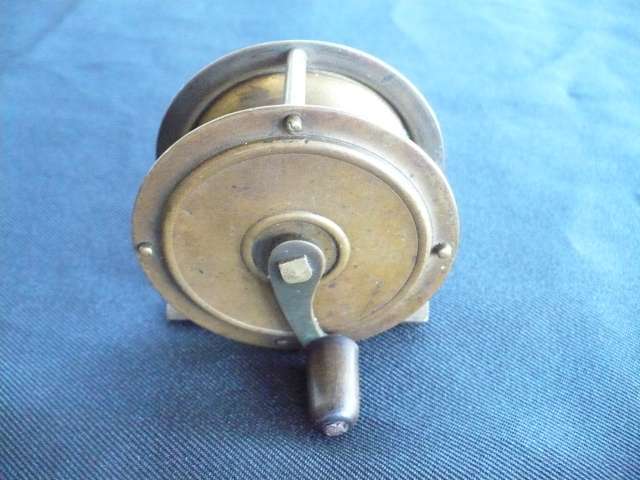 VINTAGE BRASS FLY FISHING REEL